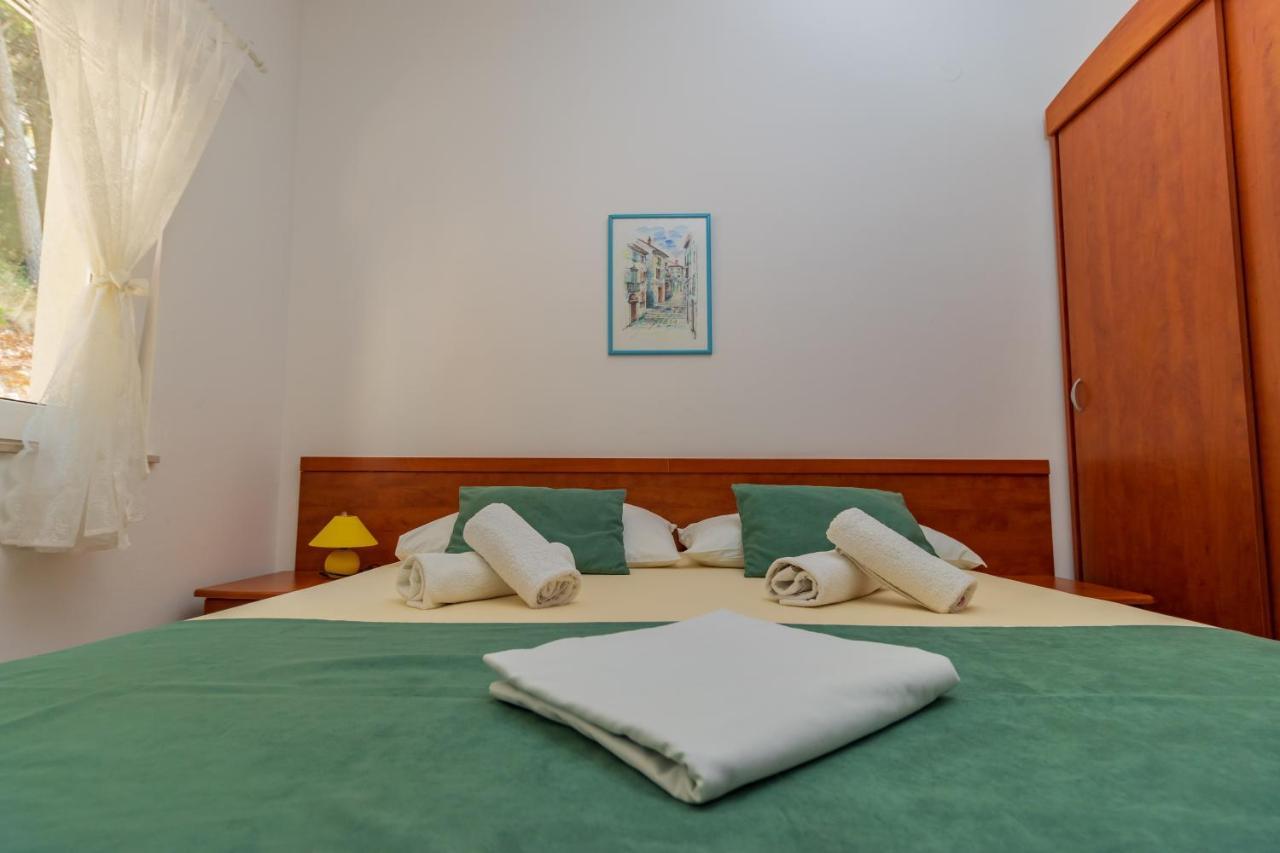 Marusici  Apartments Villa Mandolina מראה חיצוני תמונה