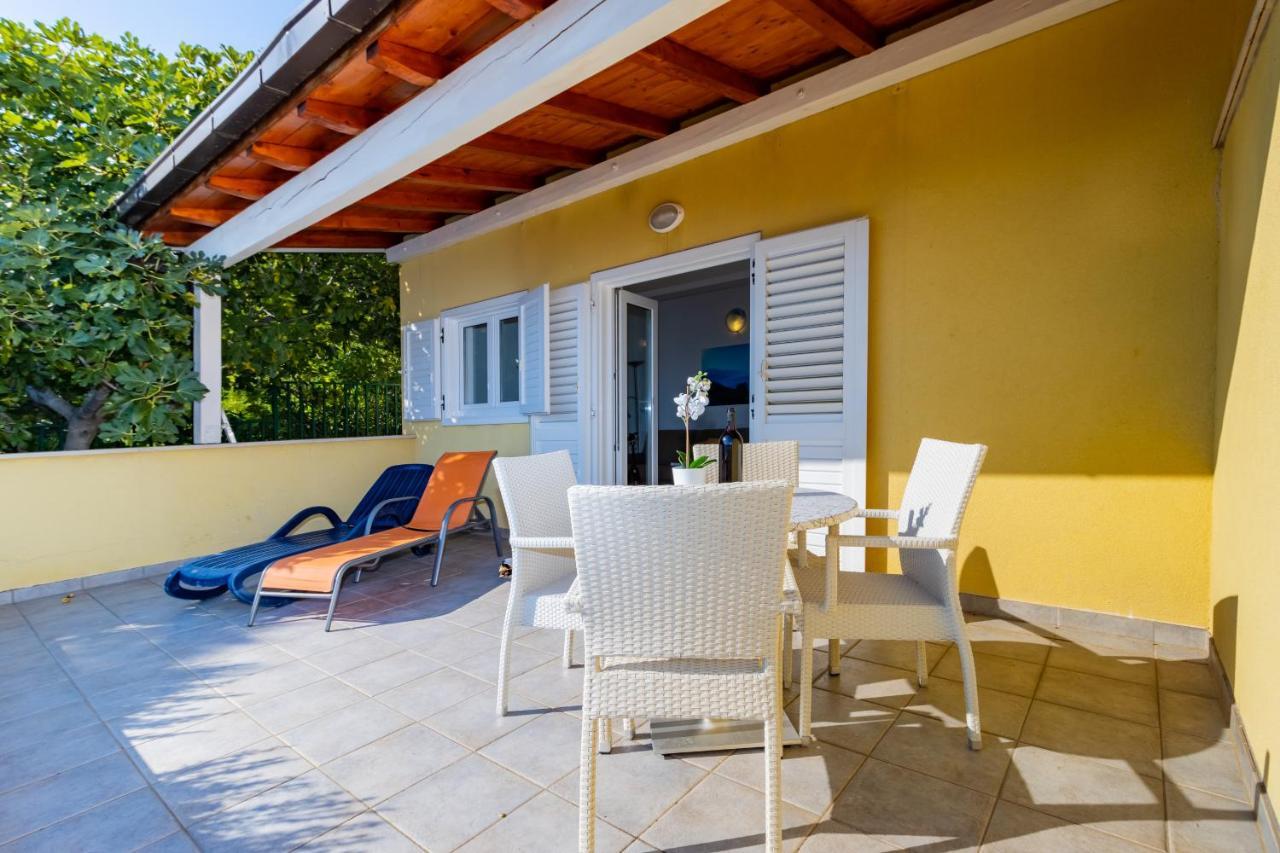 Marusici  Apartments Villa Mandolina מראה חיצוני תמונה